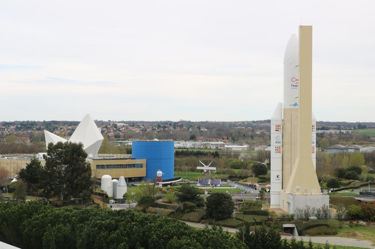 Hotel Arena Toulouse Exterior foto